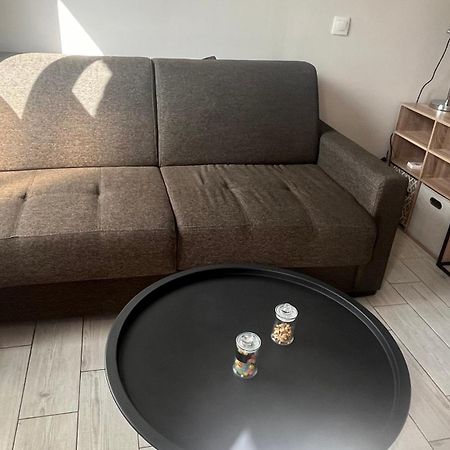 Méry-sur-Oise Mini Studio Et Espace Exterieur מראה חיצוני תמונה