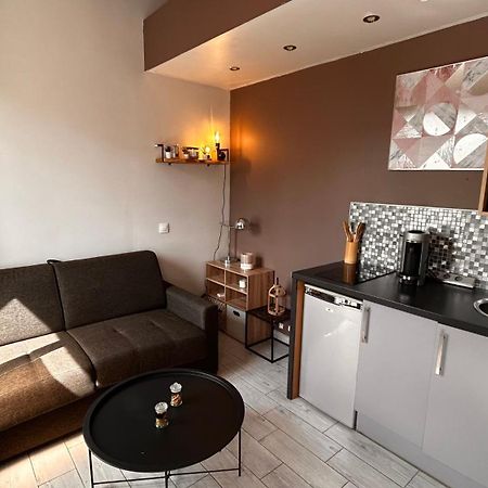 Méry-sur-Oise Mini Studio Et Espace Exterieur מראה חיצוני תמונה
