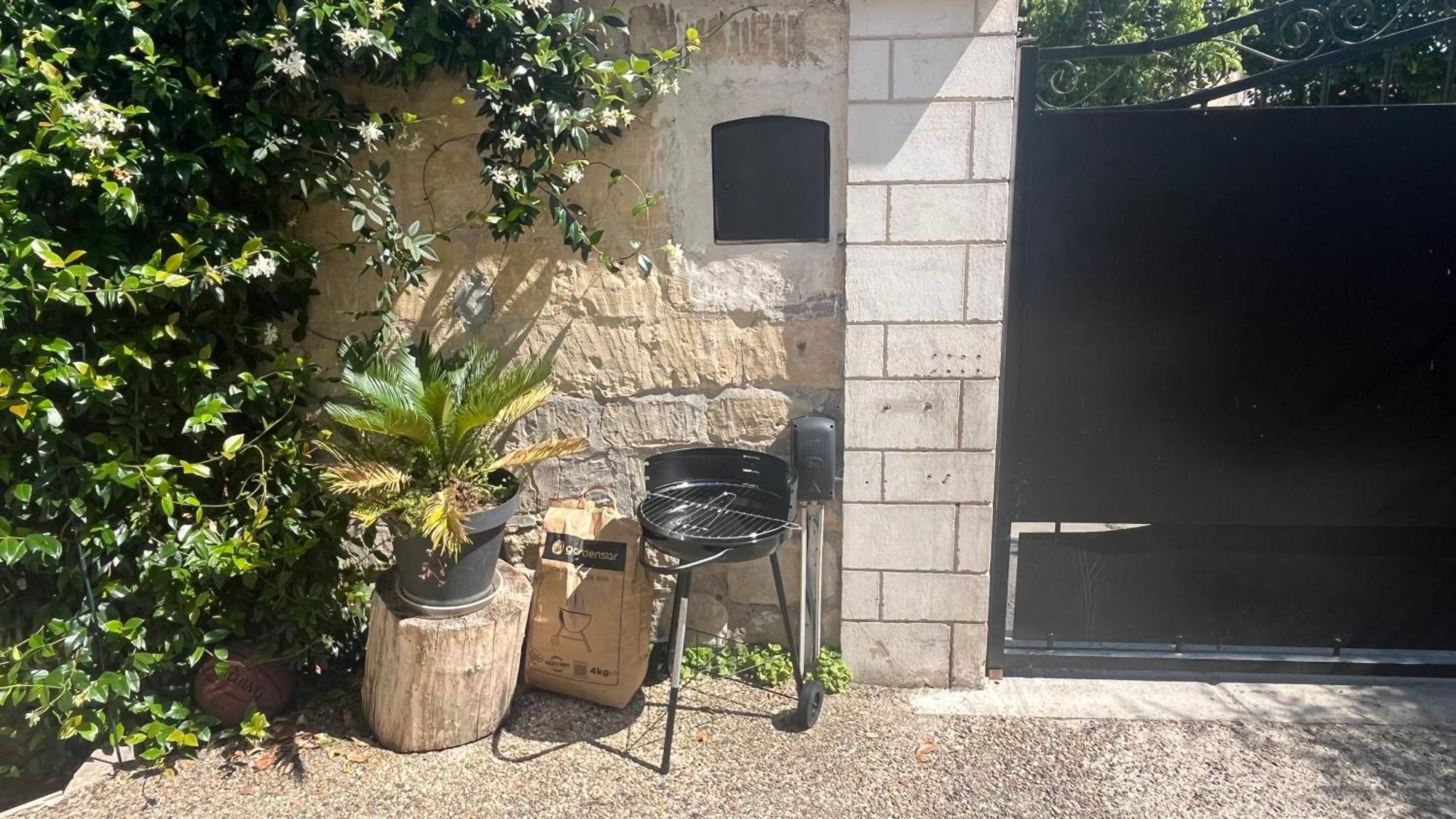 Méry-sur-Oise Mini Studio Et Espace Exterieur מראה חיצוני תמונה