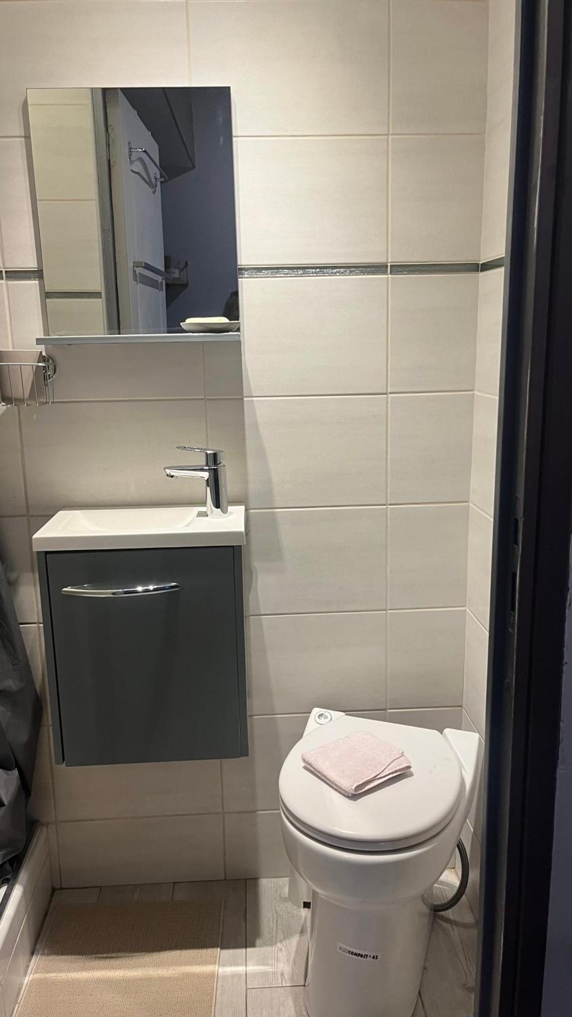 Méry-sur-Oise Mini Studio Et Espace Exterieur מראה חיצוני תמונה