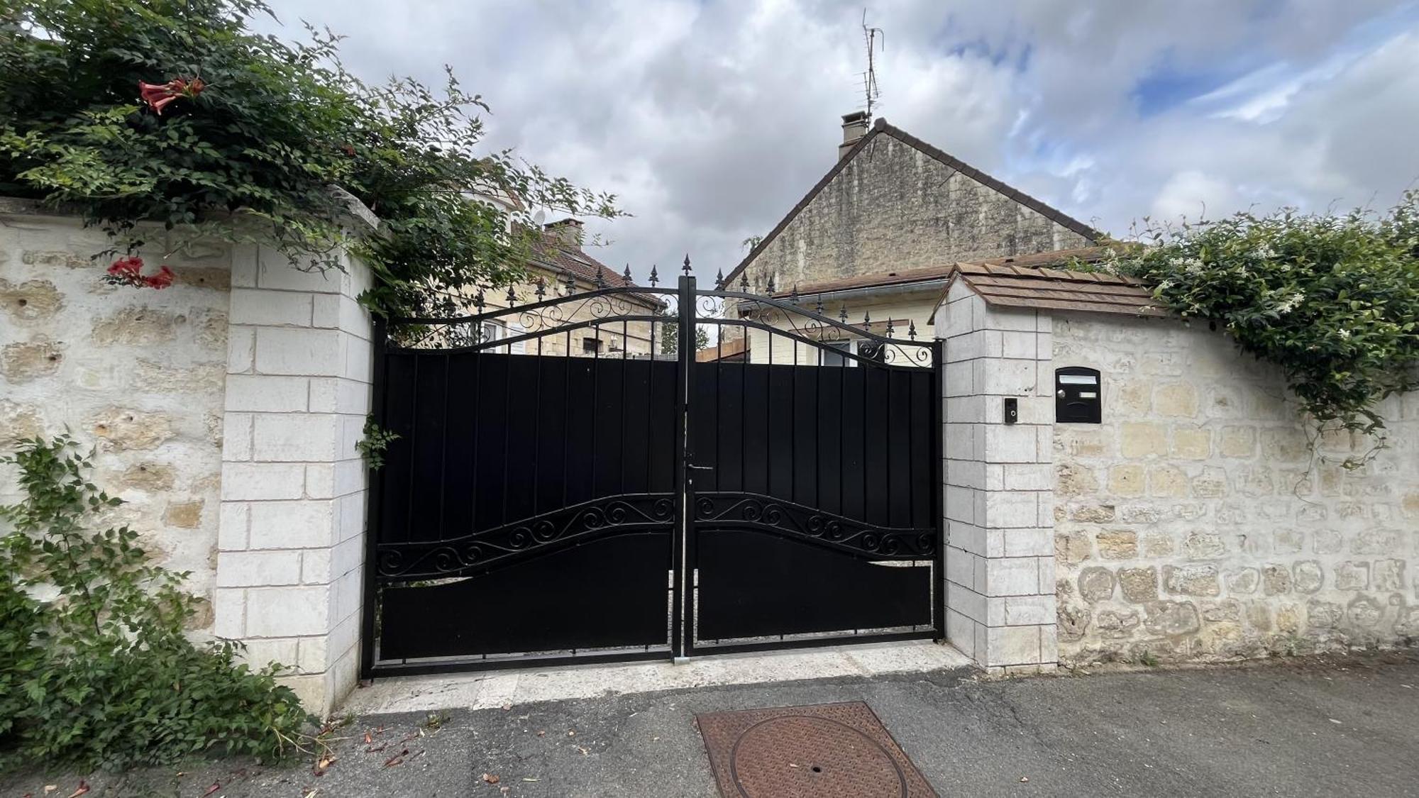 Méry-sur-Oise Mini Studio Et Espace Exterieur מראה חיצוני תמונה