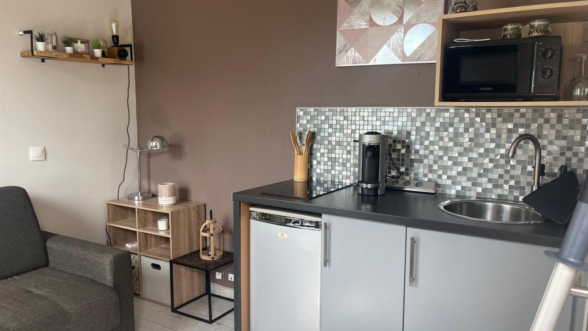 Méry-sur-Oise Mini Studio Et Espace Exterieur מראה חיצוני תמונה